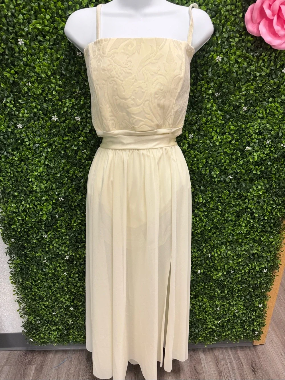 Cream Spaghetti-Strap Dance Costume Dress